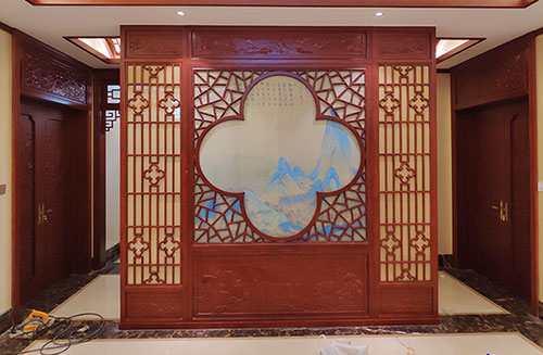 枣阳会所室内装修中式仿古实木屏风隔断展示